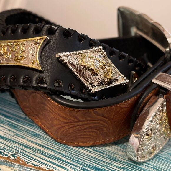 Praying Cowboy Vintage 2-Toned Hand-tooled Large Buckle Men’s Western/Cowboy Bel - Picture 4 of 16